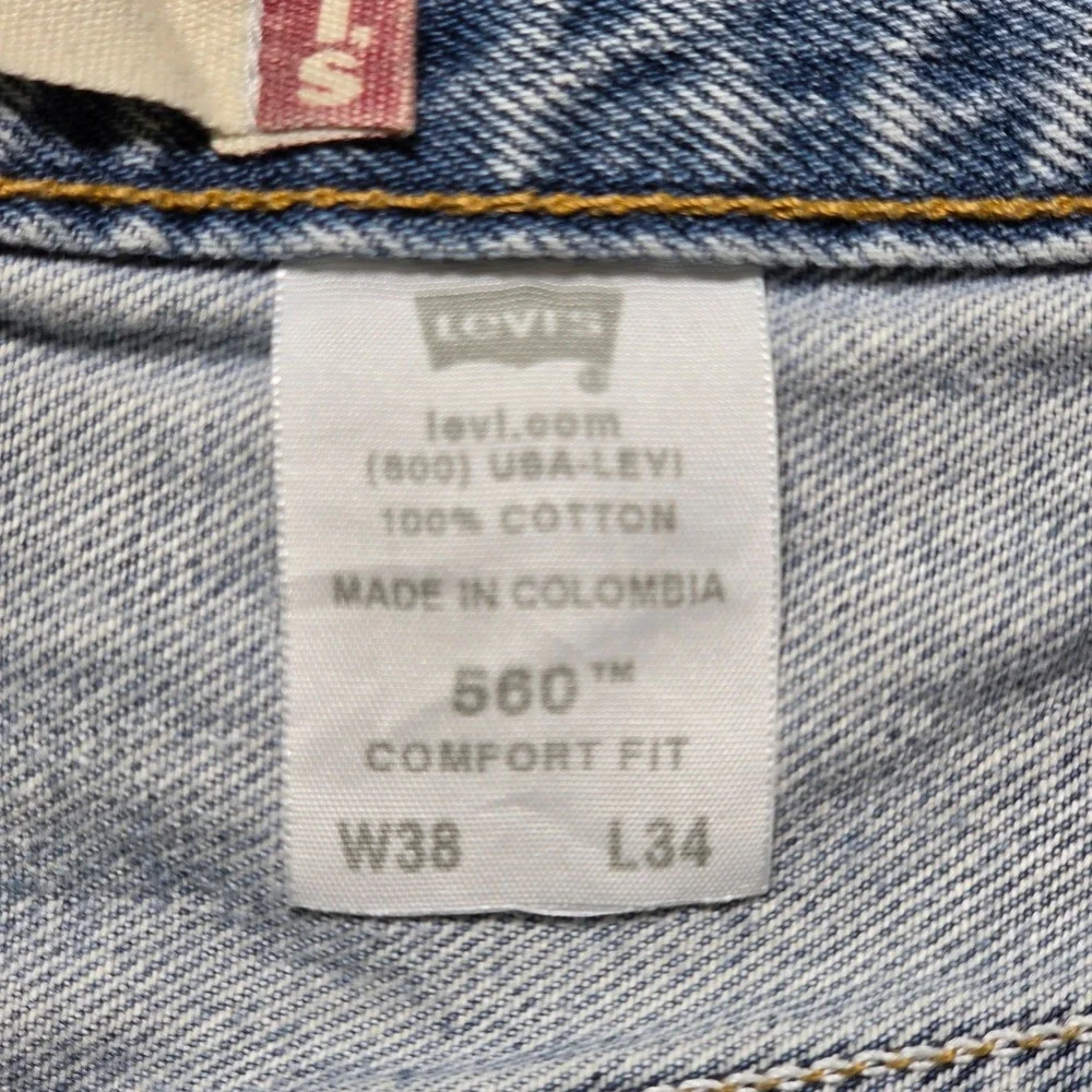 Grunge Skate Distressed Comfort Fit Jeans Mens 38x34 Light Wash Levi's 560
